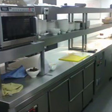 Caterware equipment